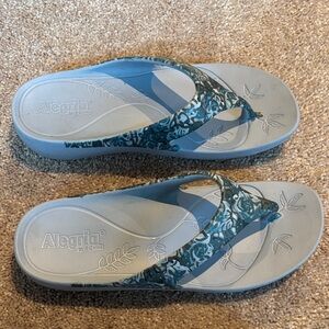 Alegria Teal and Gray Women's Sandals